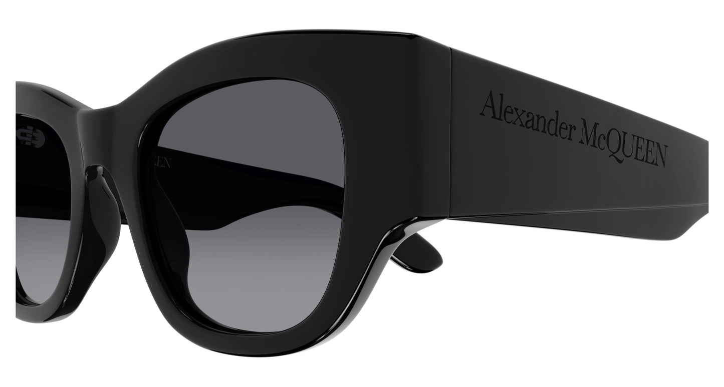 Alexander McQueen AM0420S 001 50