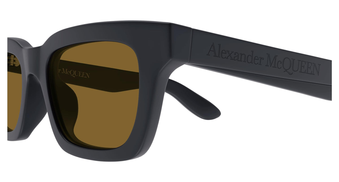 Alexander McQueen AM0392S 003 52