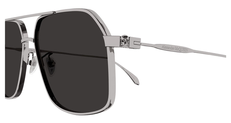 Alexander McQueen AM0372S 001 59