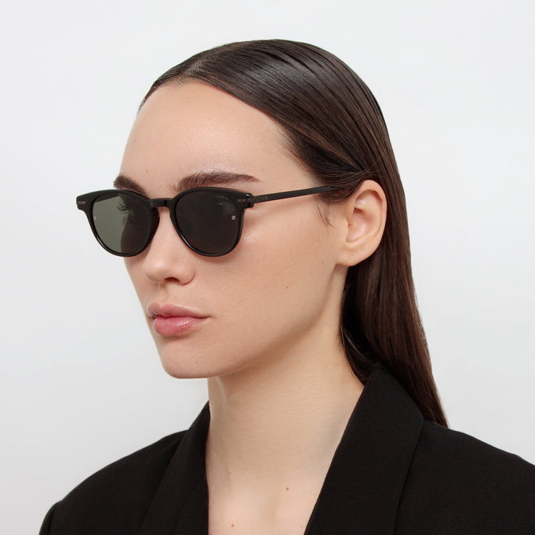 Linda Farrow Bay D-Frame Sunglasses in Black and Matt Nickel (Asian Fit)  48